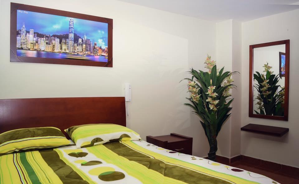 Hotel Reina Isabella Іп'ялес Екстер'єр фото